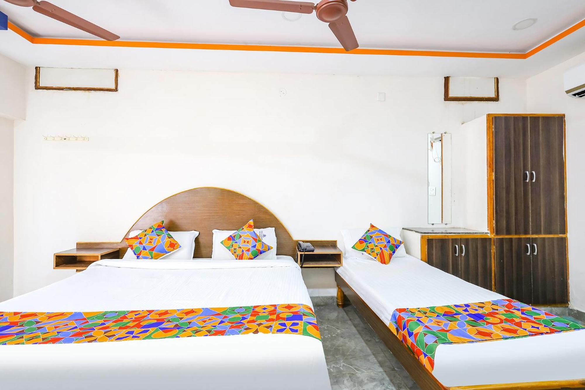 Capital O Lakshmi Residency Hotel Tirupati Kültér fotó