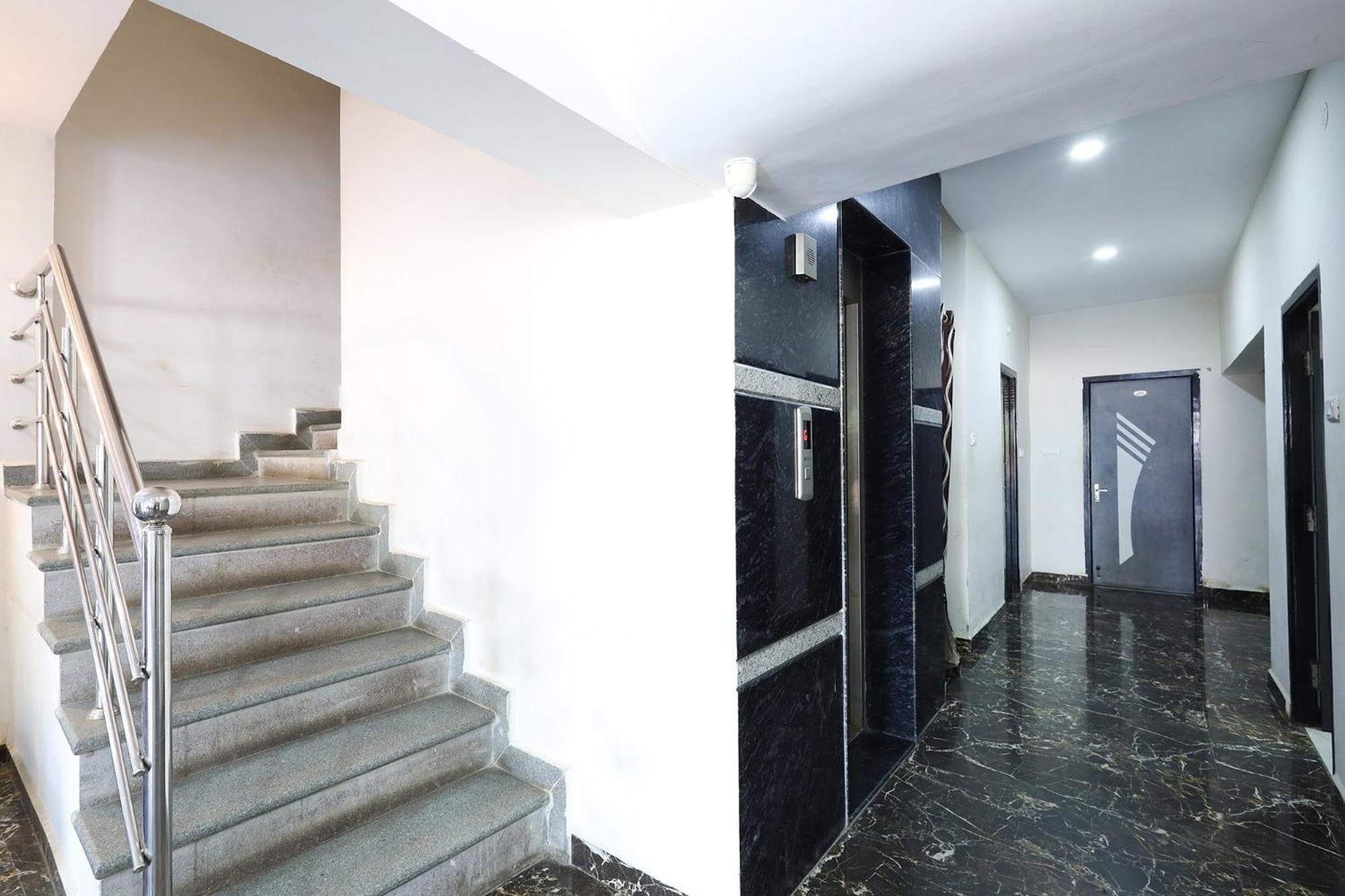 Capital O Lakshmi Residency Hotel Tirupati Kültér fotó