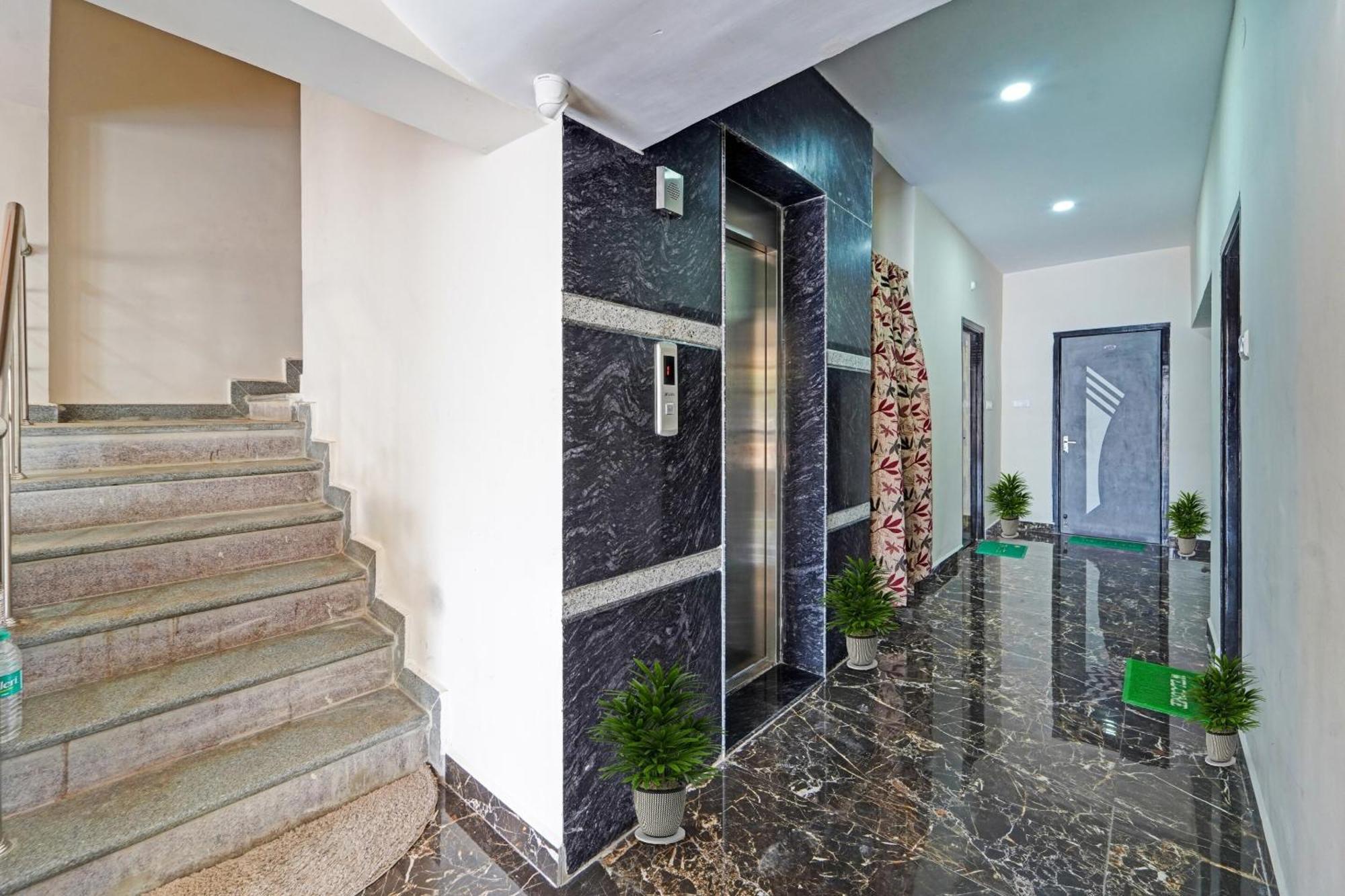 Capital O Lakshmi Residency Hotel Tirupati Kültér fotó