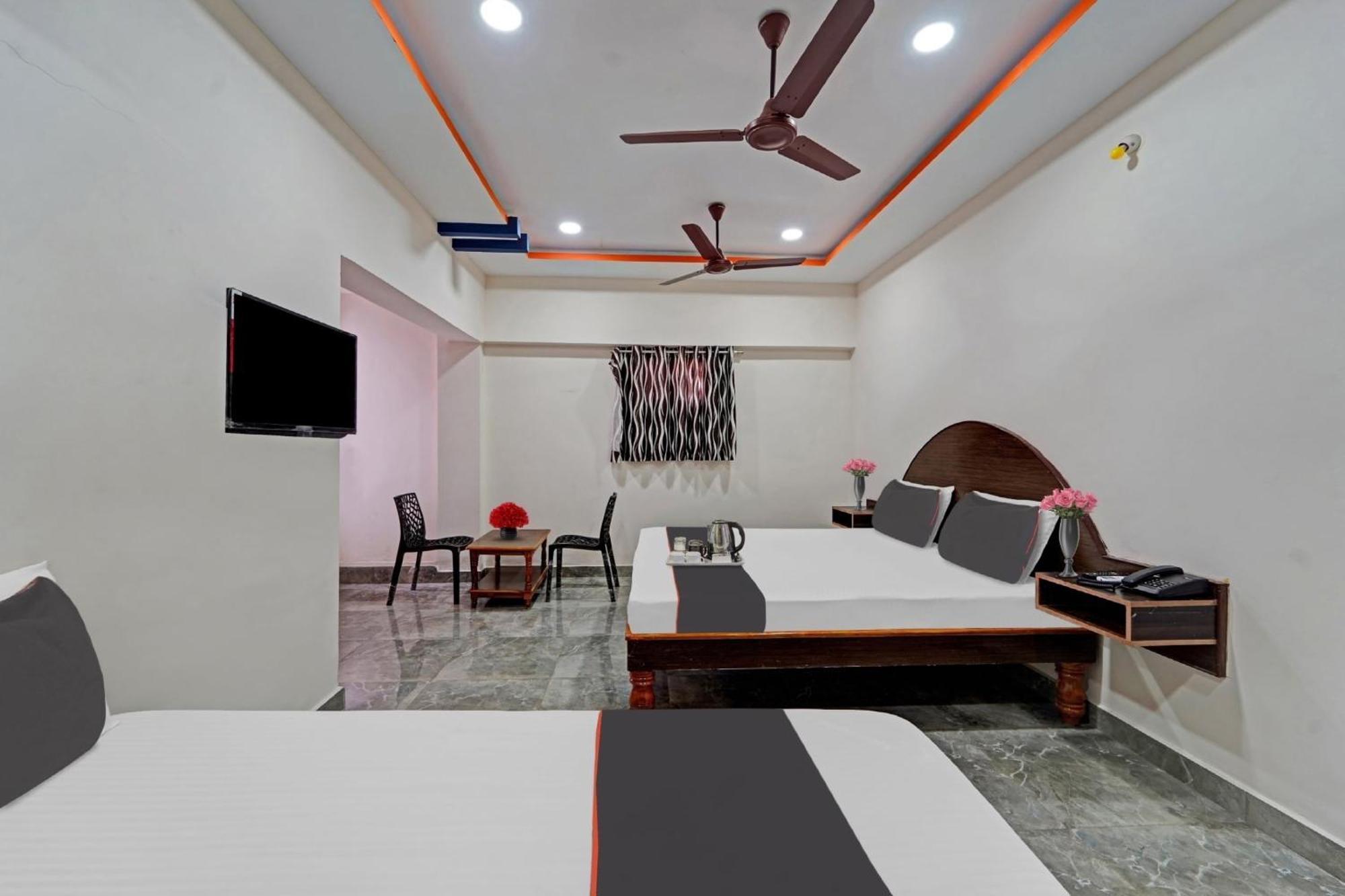 Capital O Lakshmi Residency Hotel Tirupati Kültér fotó