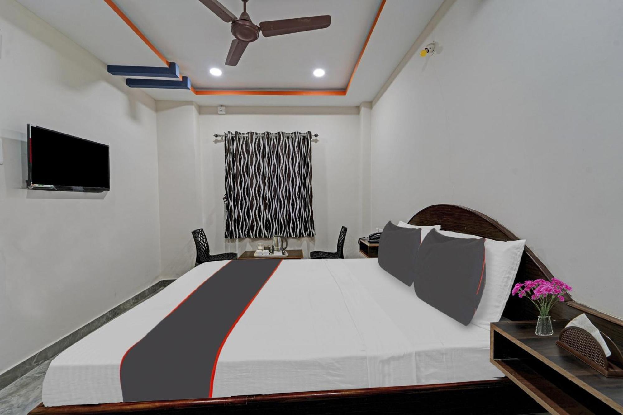 Capital O Lakshmi Residency Hotel Tirupati Kültér fotó